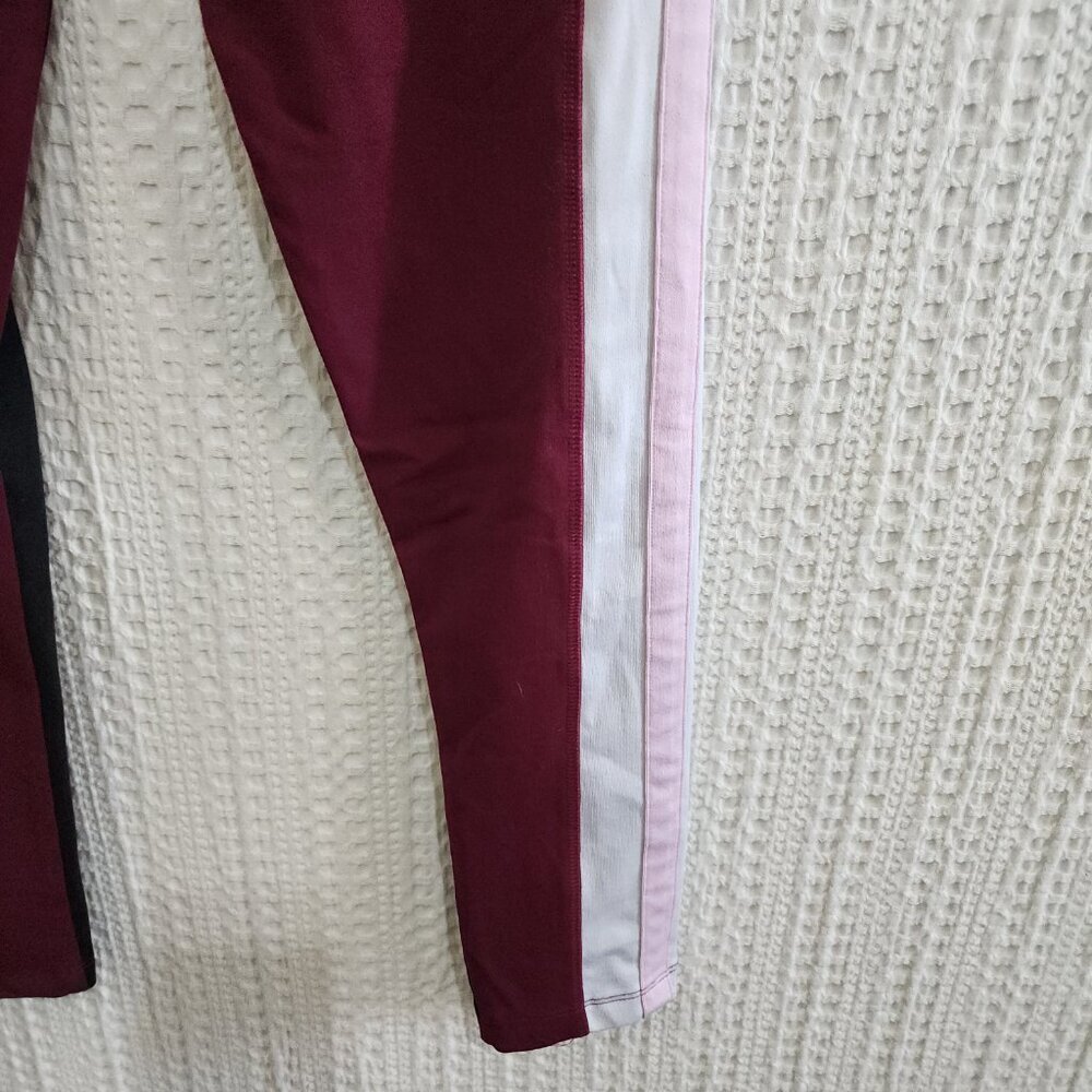 PINK Victoria's Secret Ultimate Maroon Logo Leggings Size Medium - Picture 9 of 12